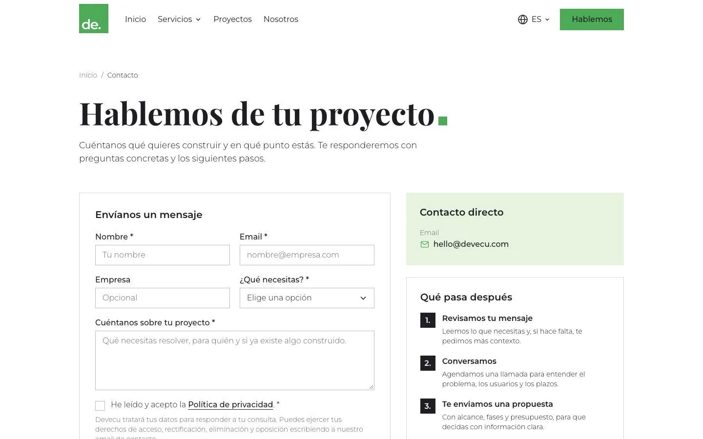 Página de contacto de Devecu con el formulario y los datos de contacto